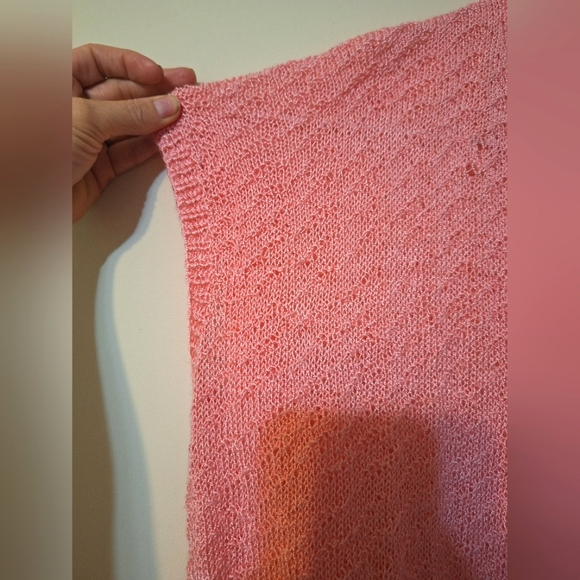 Handknit handmade pink cap sleeve eyelet sweater vest - Picture 3 of 6
